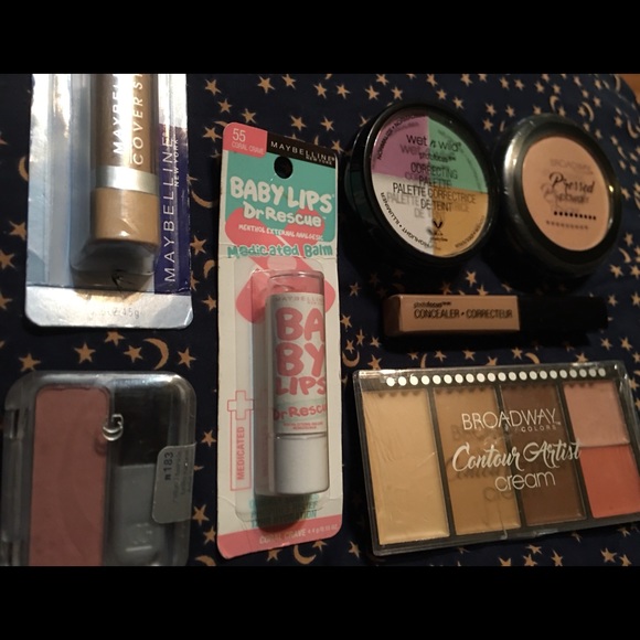 Grab Bag Make-Up Lot 7 Items NEW Products! - Picture 1 of 3